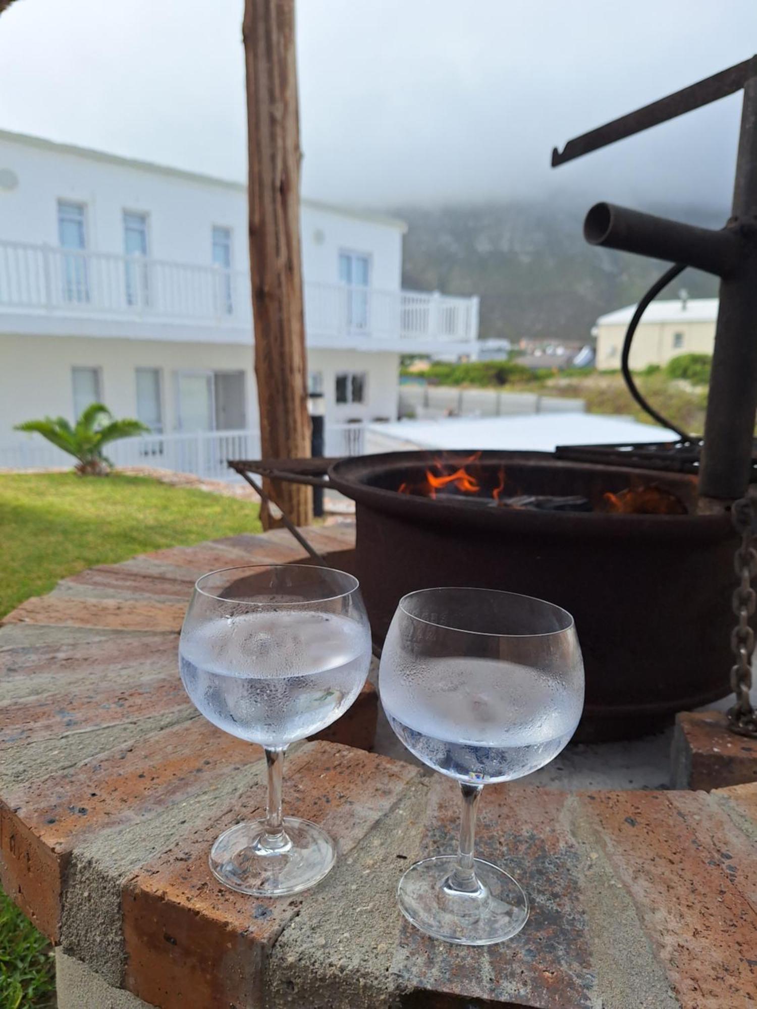 Nivenia Beach House Bettyʼs Bay Dış mekan fotoğraf