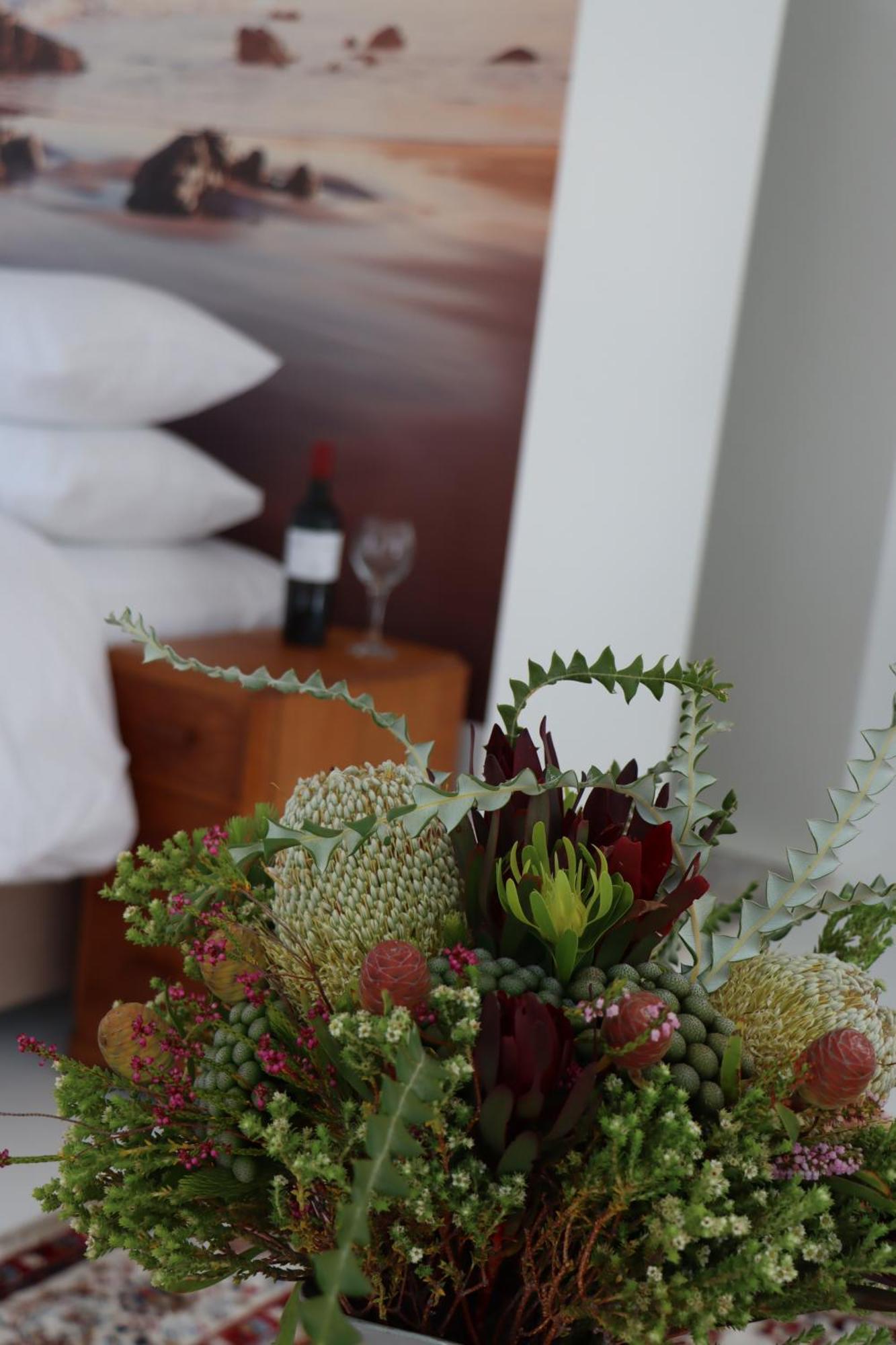 Nivenia Beach House Bettyʼs Bay Dış mekan fotoğraf
